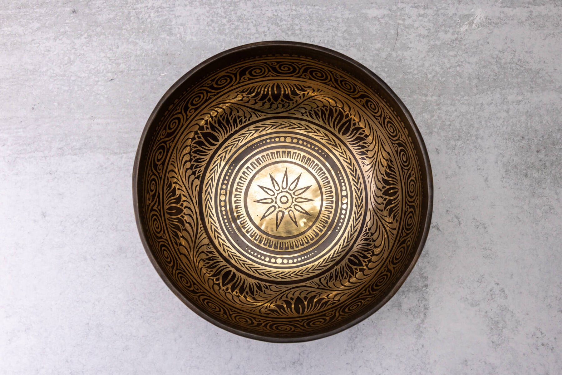 8.5' E Tone 3rd Octave Bronze 0963