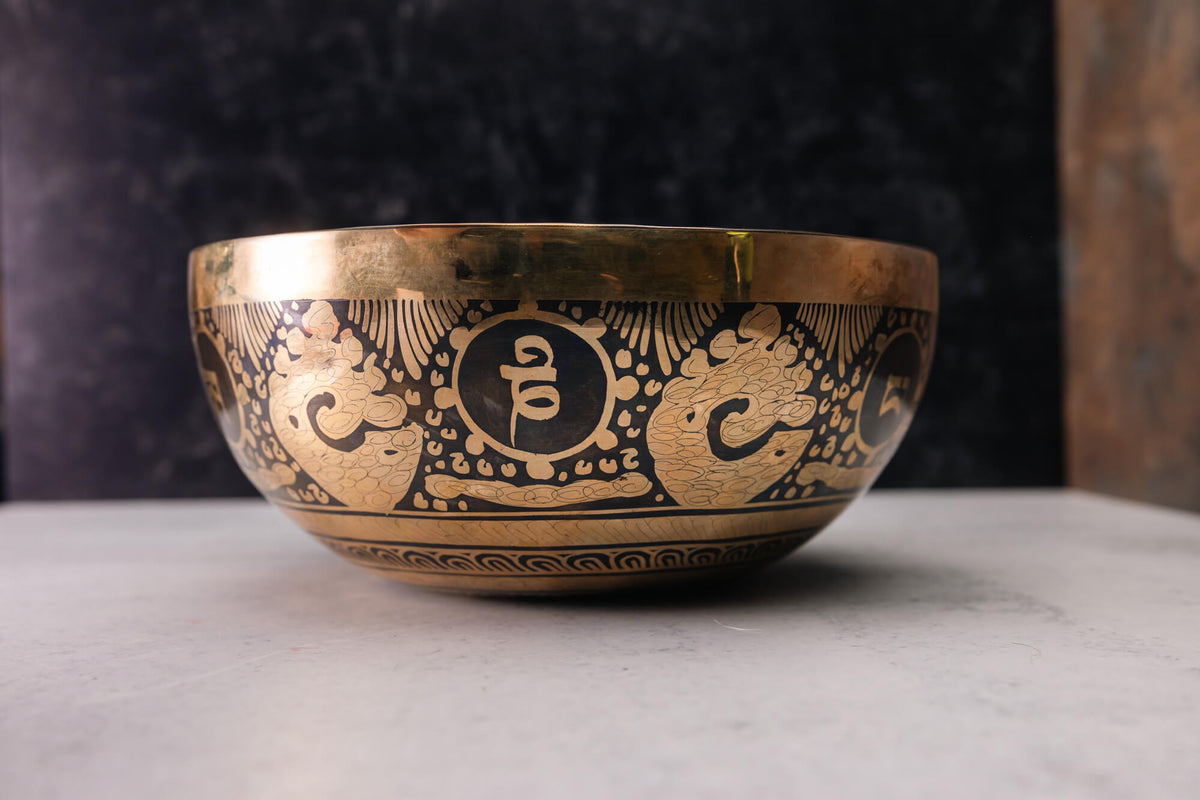 9.25' D Tone 3rd Octave Bronze 0998