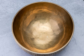 8.5' E Tone 3rd Octave Bronze 0857