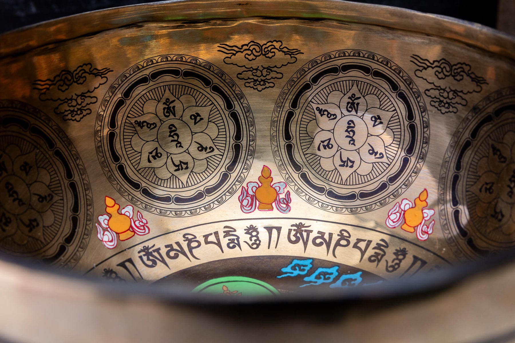 8.75' F Tone 3rd Octave Bronze 0982