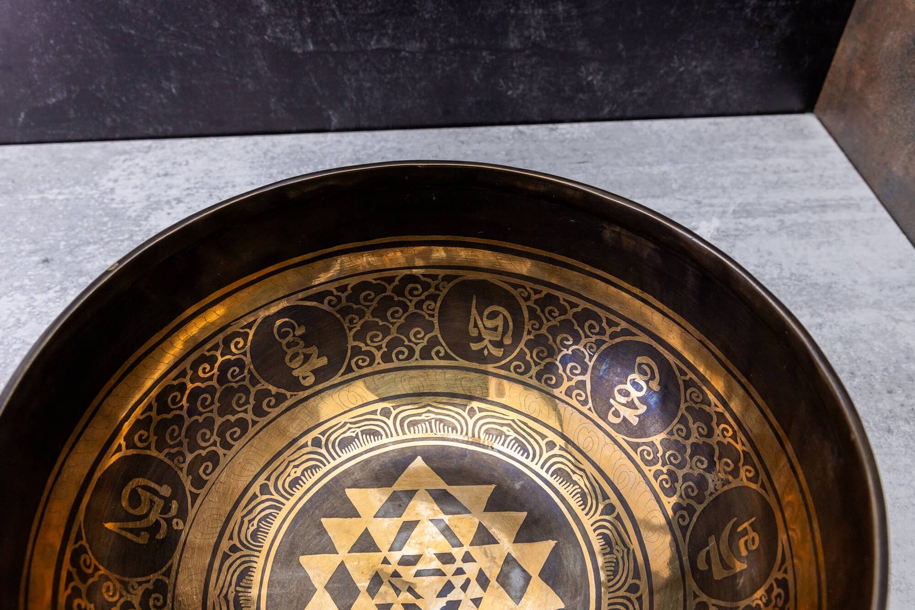 9.5' C Tone 3rd Octave Bronze 0997