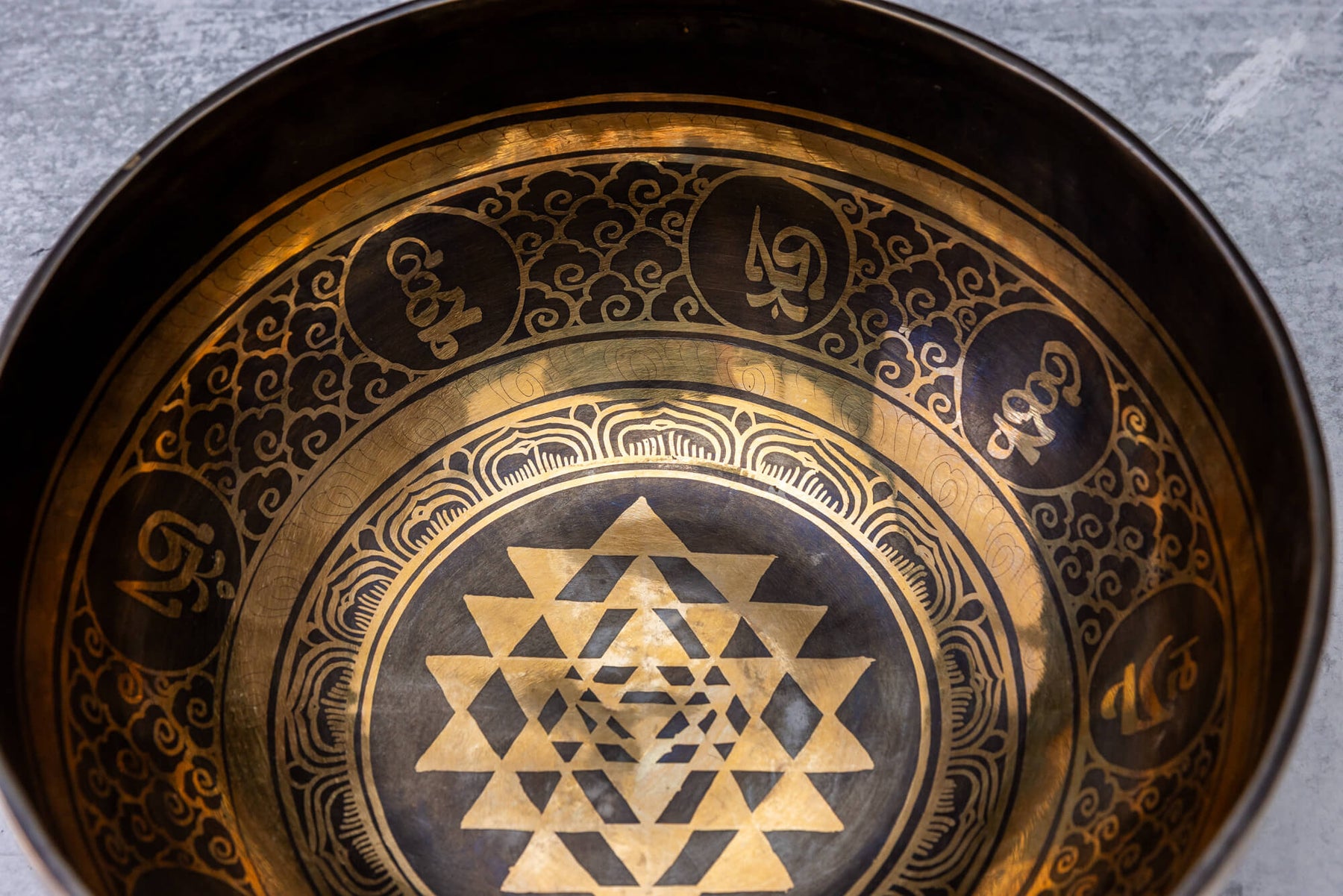 9.5' C Tone 3rd Octave Bronze 0997