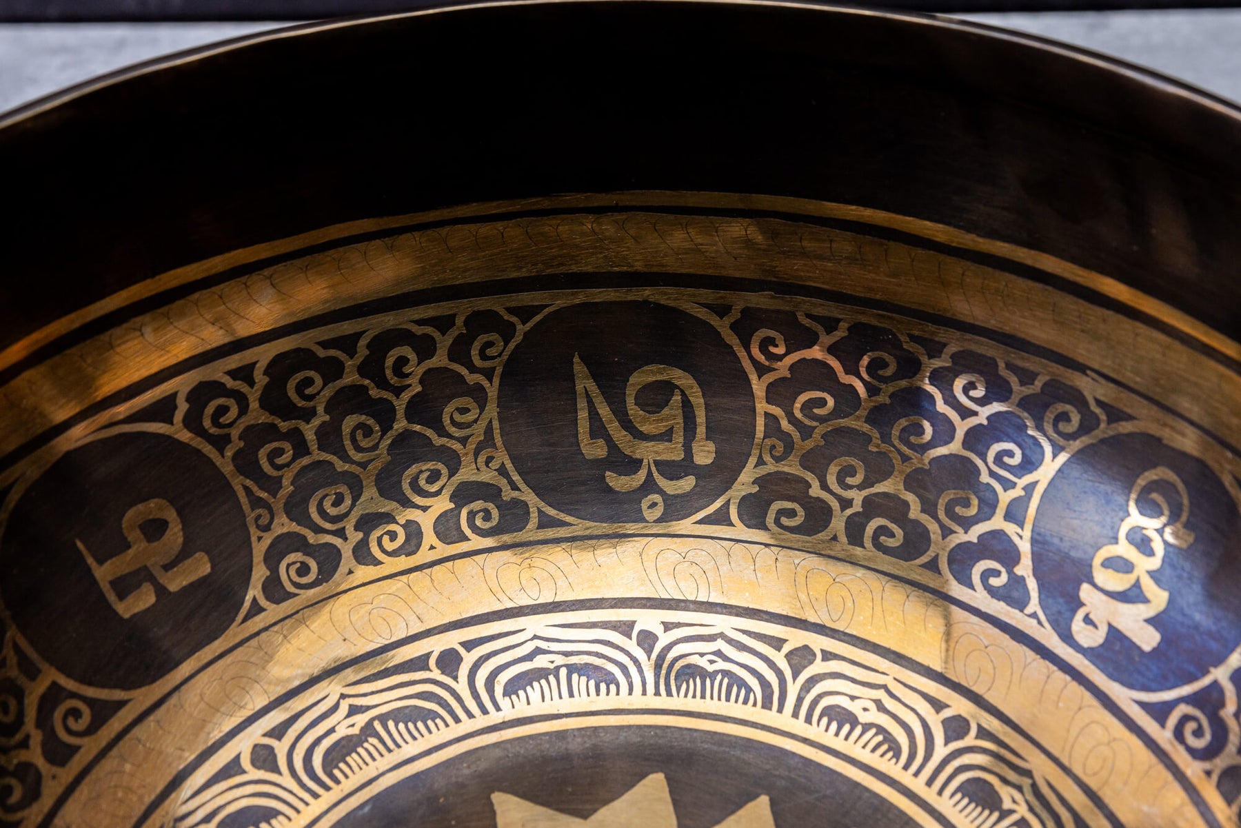 9.5' C Tone 3rd Octave Bronze 0997