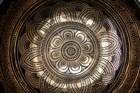 9' D Tone 3rd Octave Bronze 0805