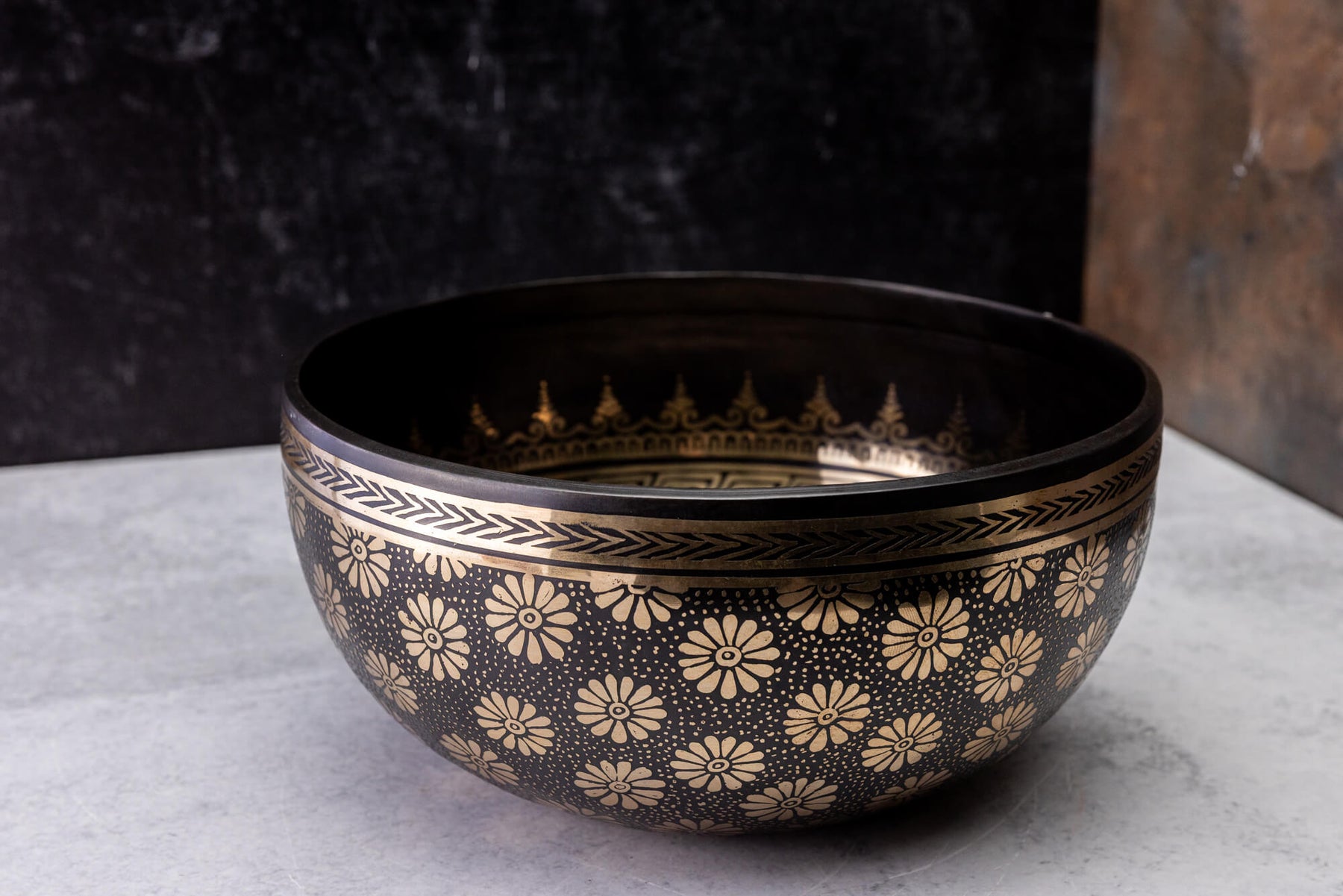 9' D Tone 3rd Octave Bronze 0805