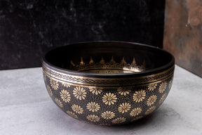 9' D Tone 3rd Octave Bronze 0805