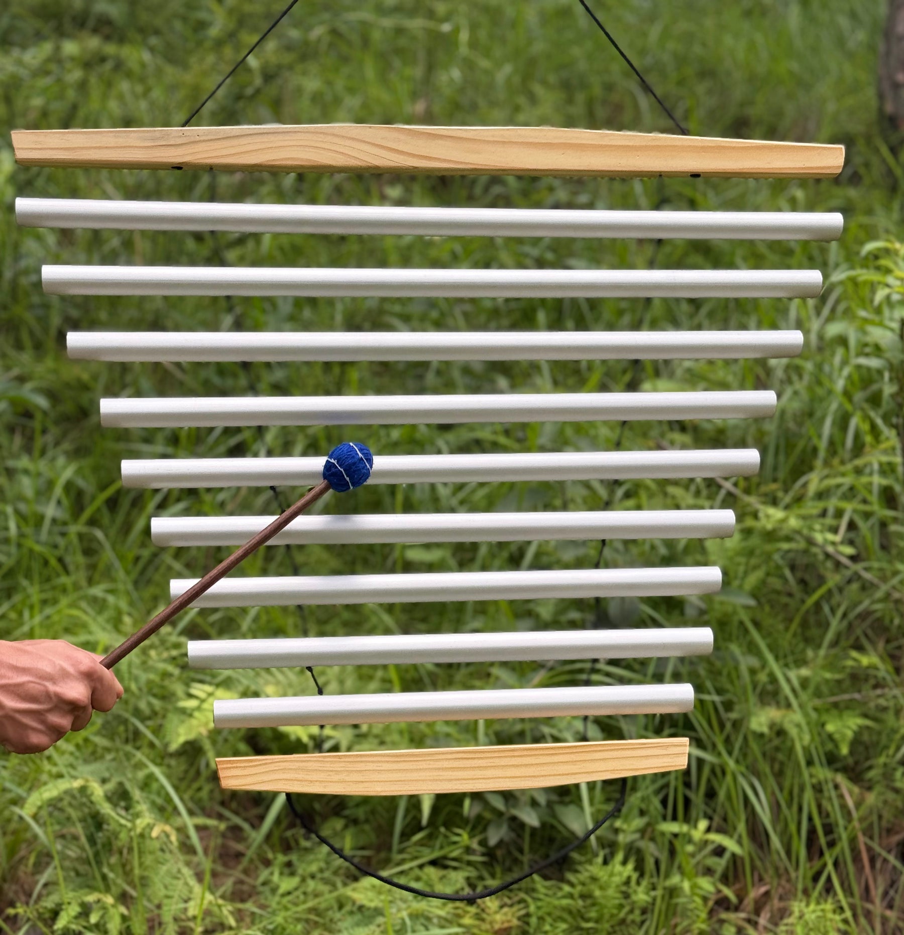 Clear Sky Swing Chime | D4, E4, F#4, A4, B4, D5, E5, F#5, A5: Open Air.