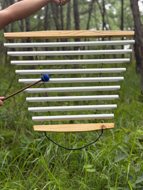 Clear Sky Swing Chime | D4, E4, F#4, A4, B4, D5, E5, F#5, A5: Open Air.