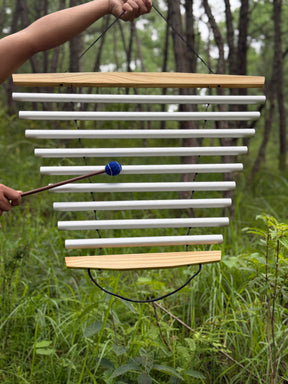 Clear Sky Swing Chime | D4, E4, F#4, A4, B4, D5, E5, F#5, A5: Open Air.