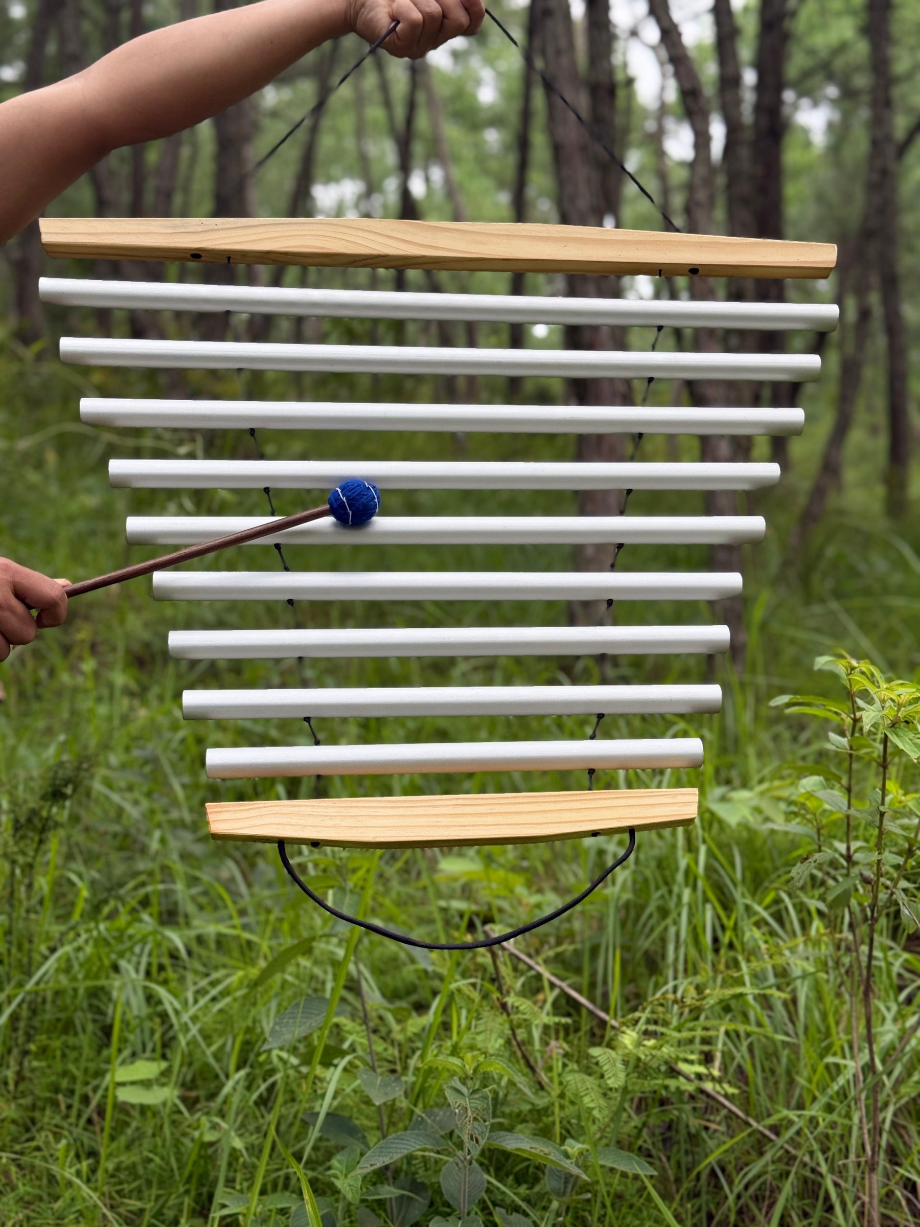 Clear Sky Swing Chime | D4, E4, F#4, A4, B4, D5, E5, F#5, A5: Open Air.