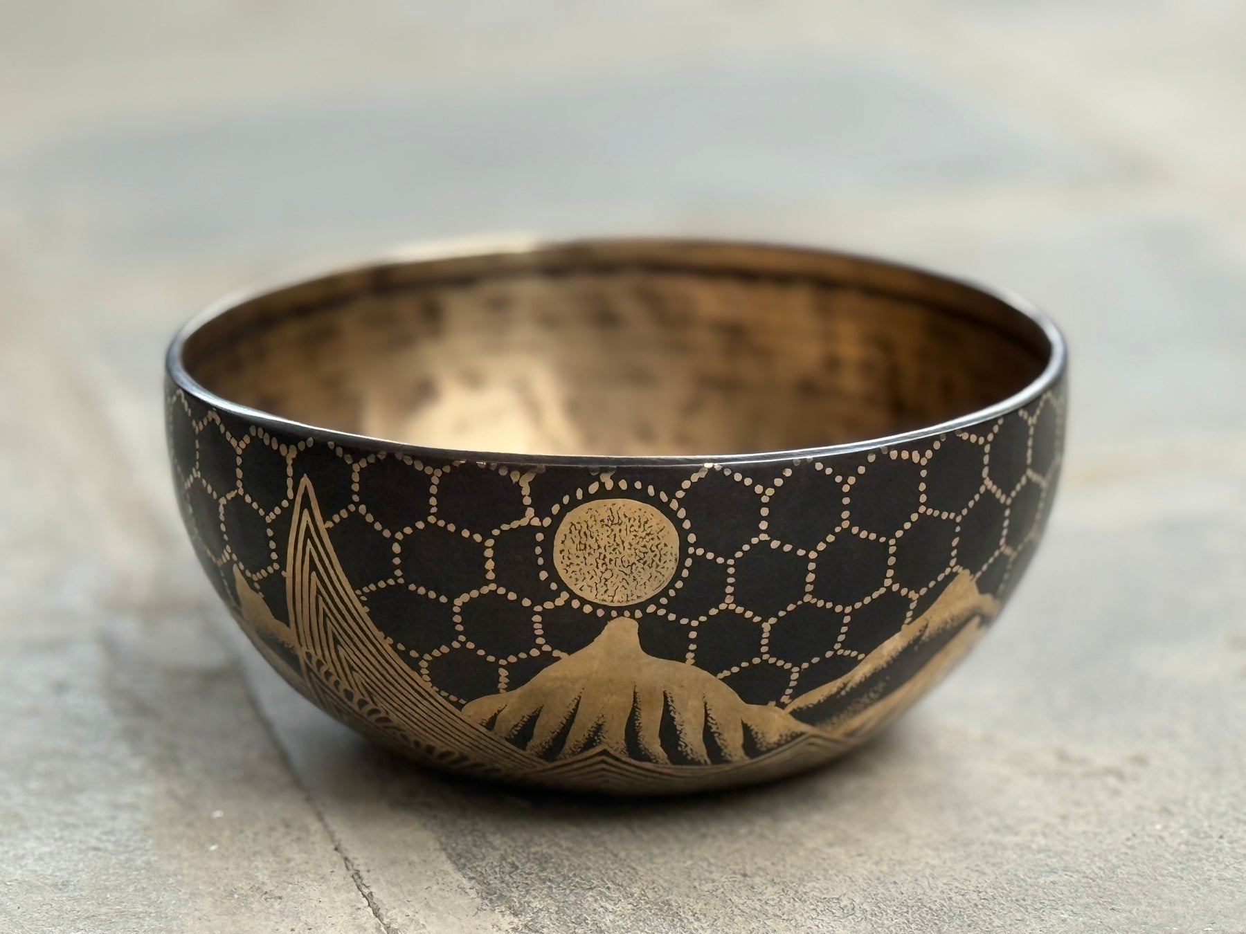 The Summit Bowl: 9 Inch Diameter Masterpiece Bowl