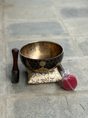 The Summit Bowl: 9 Inch Diameter Masterpiece Bowl