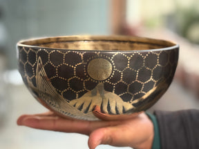 The Summit Bowl: 9 Inch Diameter Masterpiece Bowl