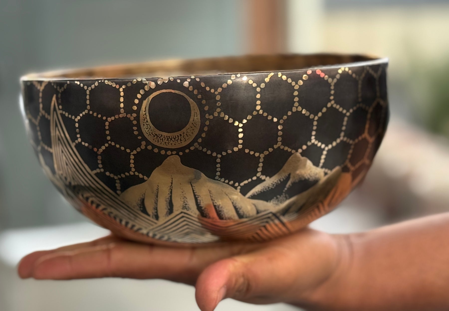 The Summit Bowl: 9 Inch Diameter Masterpiece Bowl