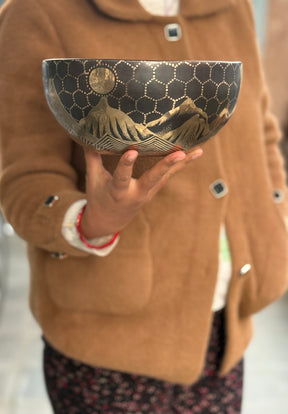 The Summit Bowl: 9 Inch Diameter Masterpiece Bowl