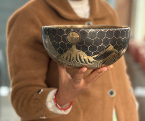 The Summit Bowl: 9 Inch Diameter Masterpiece Bowl