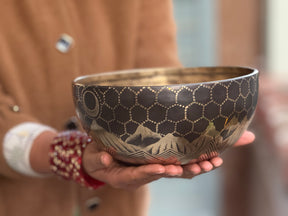 The Summit Bowl: 9 Inch Diameter Masterpiece Bowl