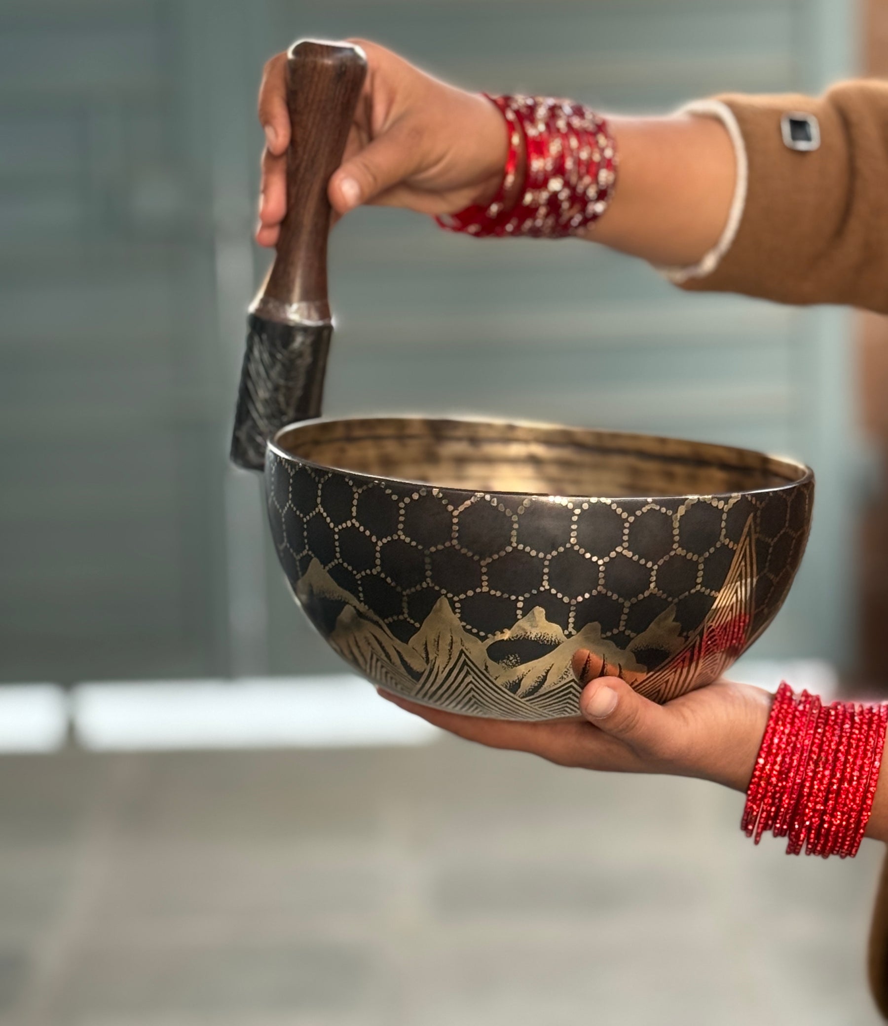 The Summit Bowl: 9 Inch Diameter Masterpiece Bowl