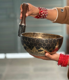 The Summit Bowl: 9 Inch Diameter Masterpiece Bowl