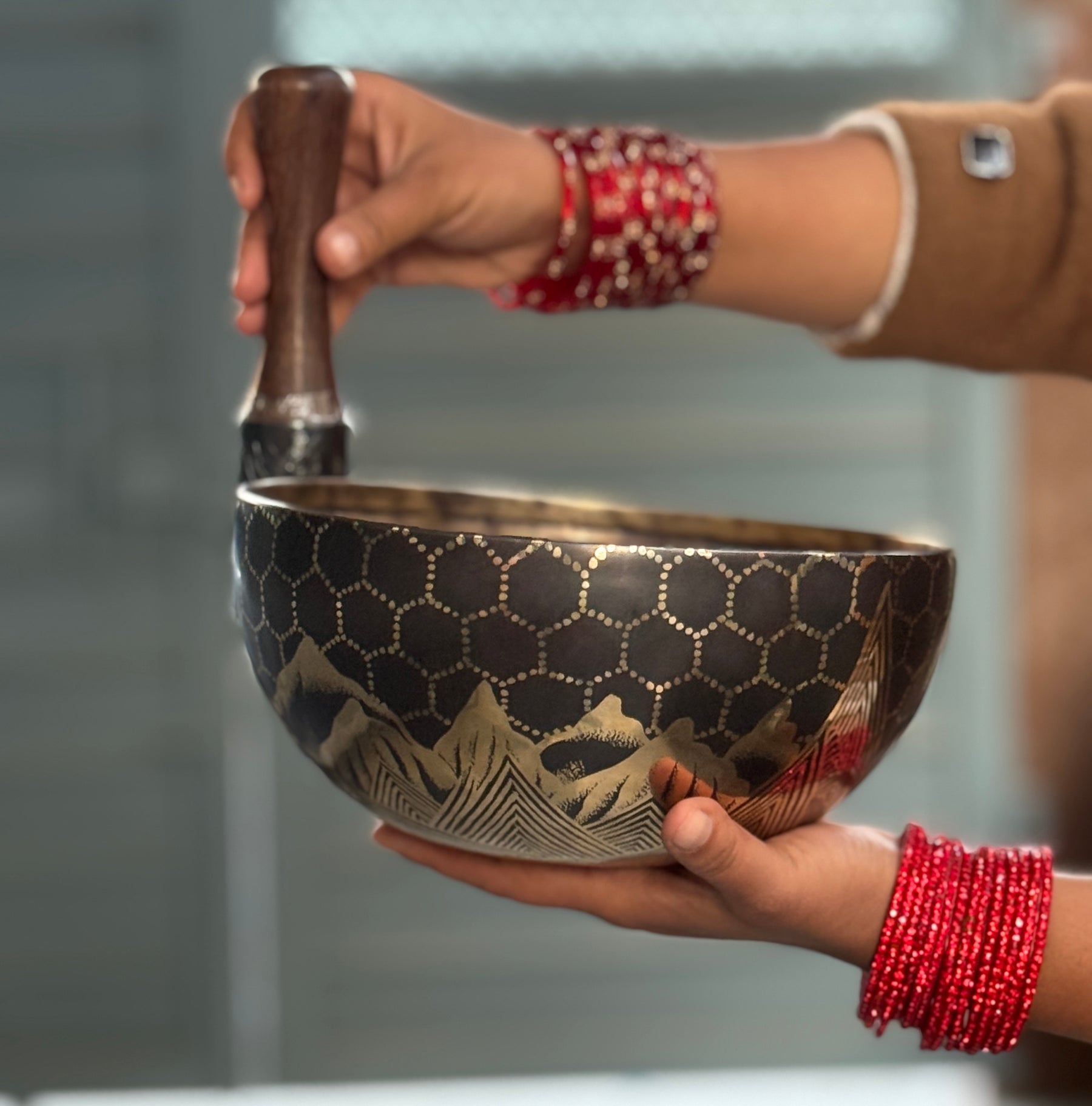 The Summit Bowl: 9 Inch Diameter Masterpiece Bowl