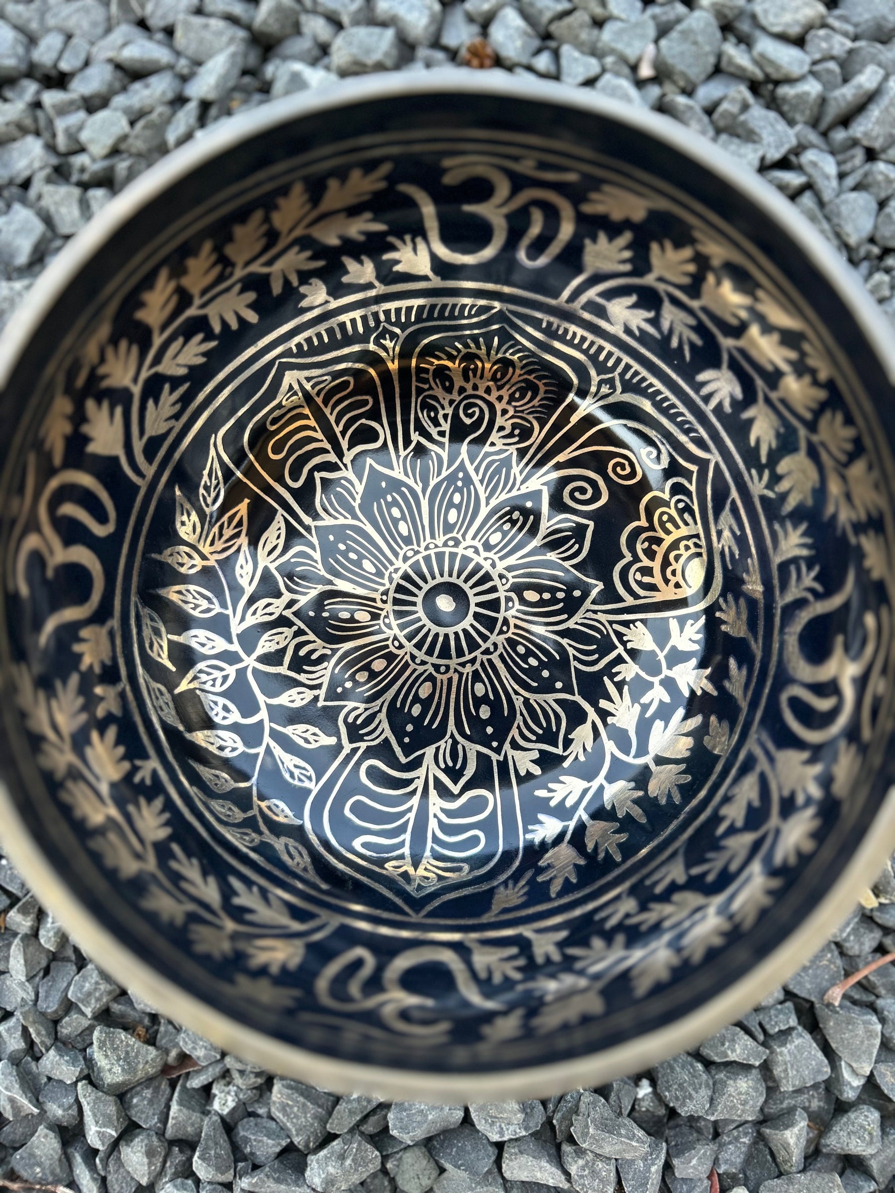 The Weathered Collection: Soulflower Singing Bowl I 8.75 inch Etched Bronze Singing Bowl