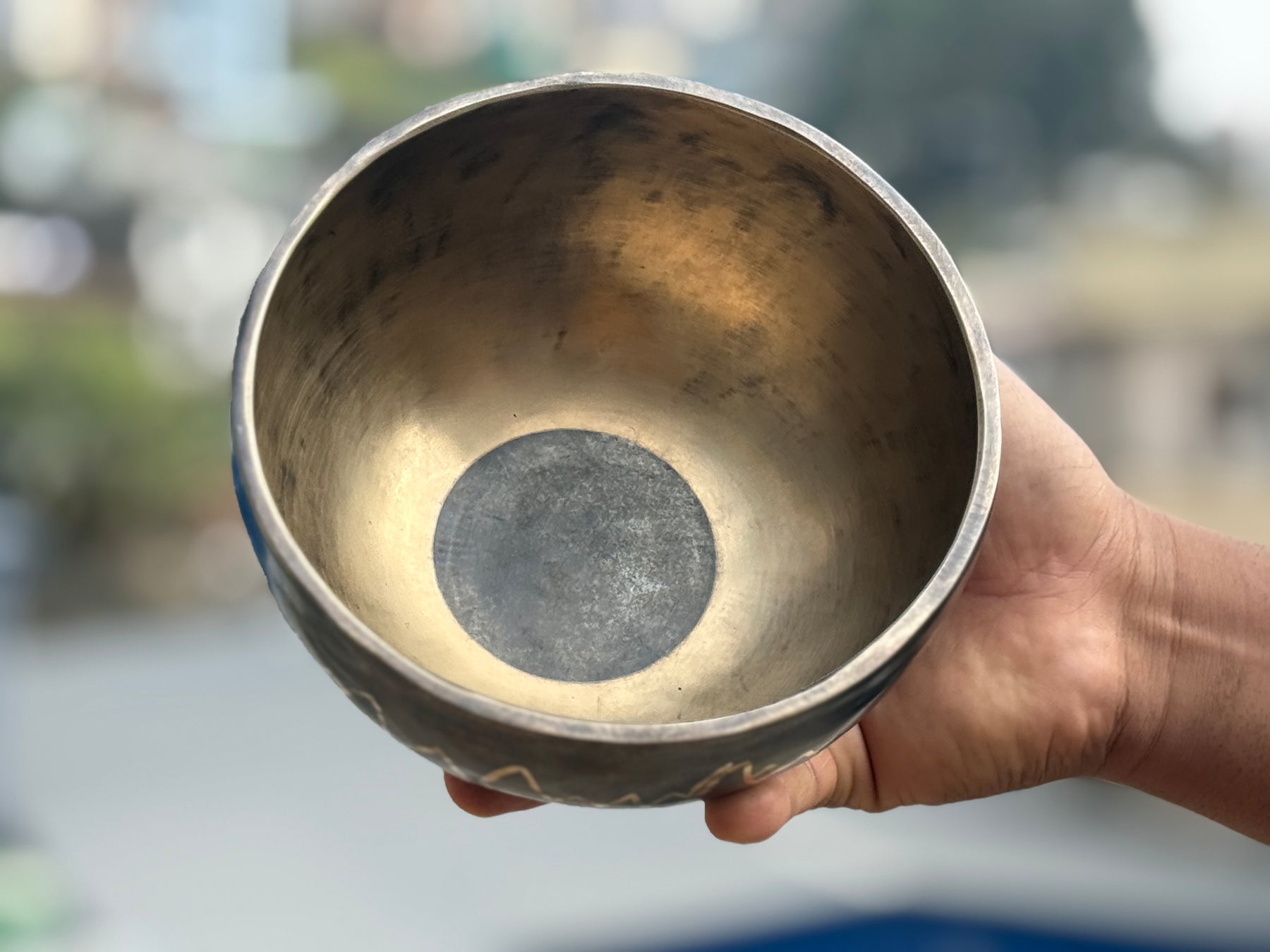 The Horizon Bowl: 6.5 Inch Bronze Handmade Limited Edition Singing Bowl
