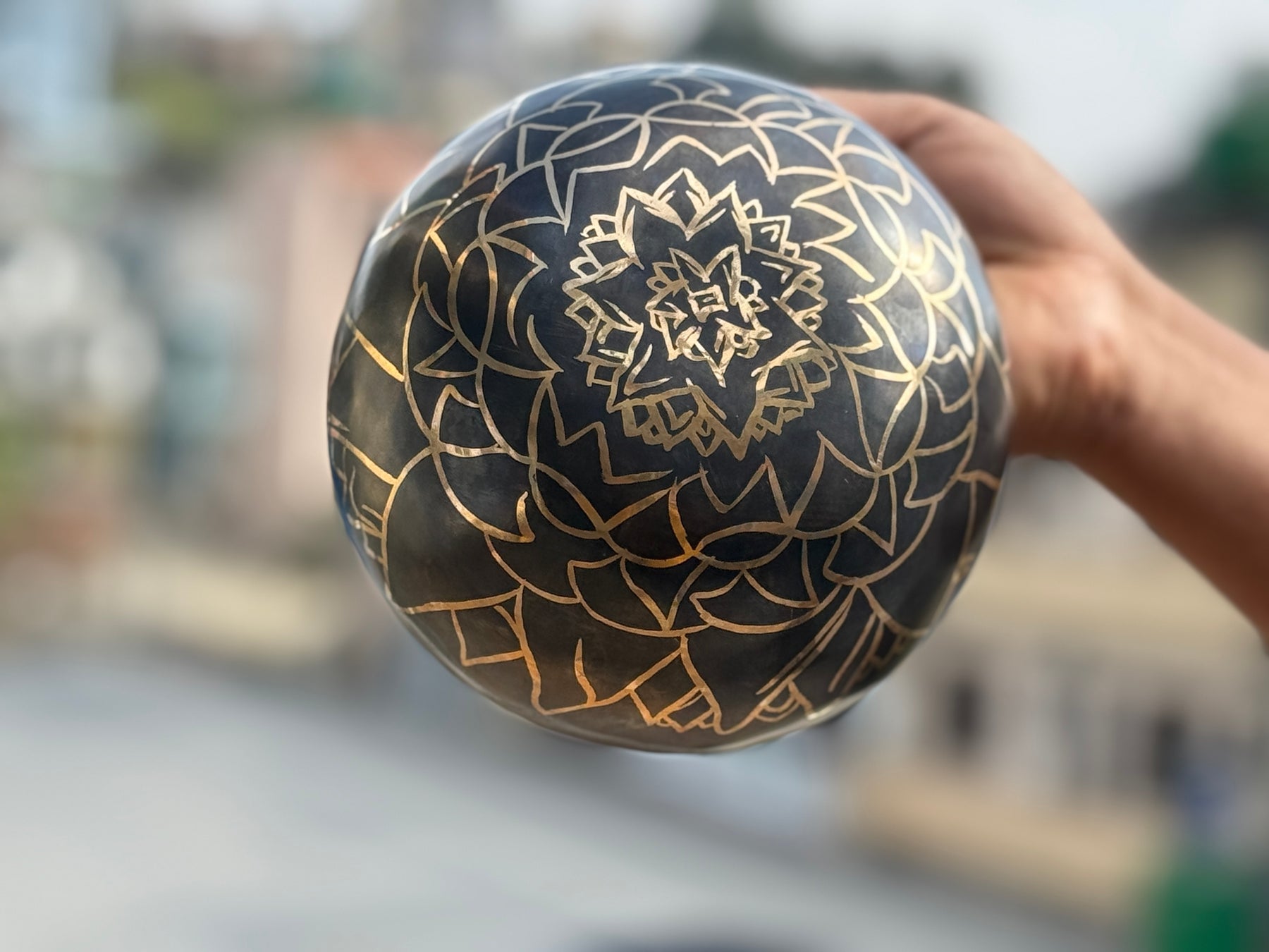 The Horizon Bowl: 6.5 Inch Bronze Handmade Limited Edition Singing Bowl