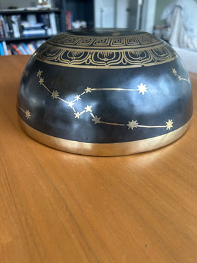 The Taurus Singing Bowl - 9 inch Large | Handmade In Nepal
