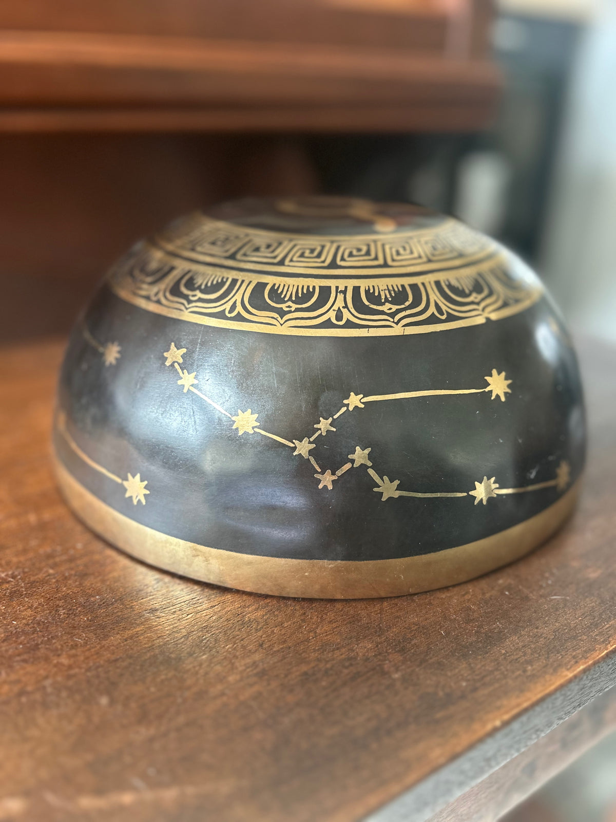 The Taurus Singing Bowl - 9 inch Large | Handmade In Nepal