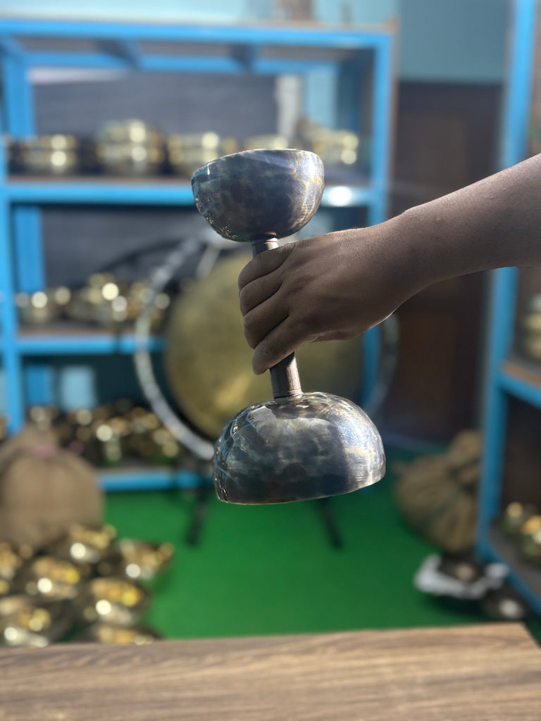 The Double Chalice Bowl: G4/D5
