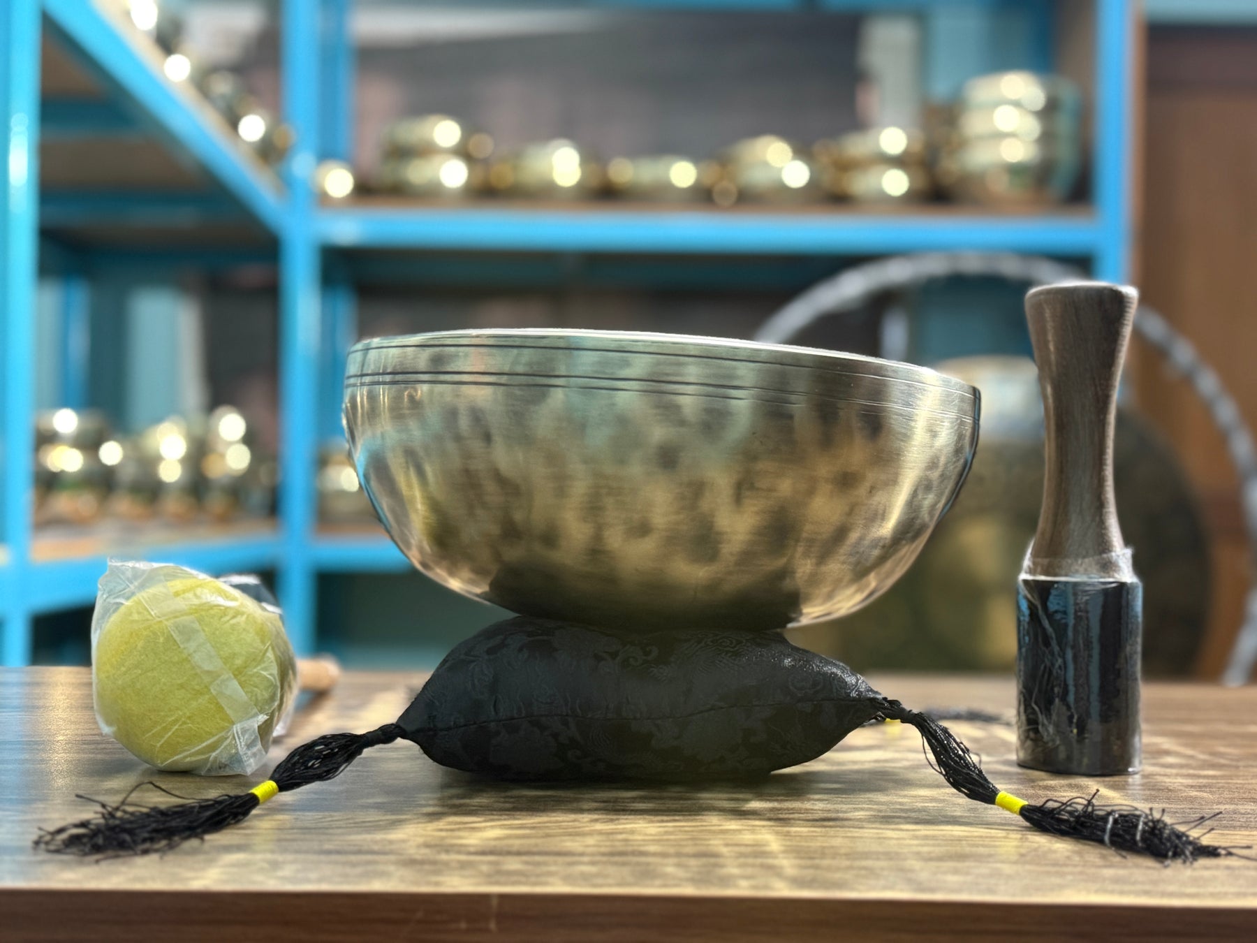 11 Inch Extra Thick Rim Handmade Lingam Bowl I Limited Edition Bowl