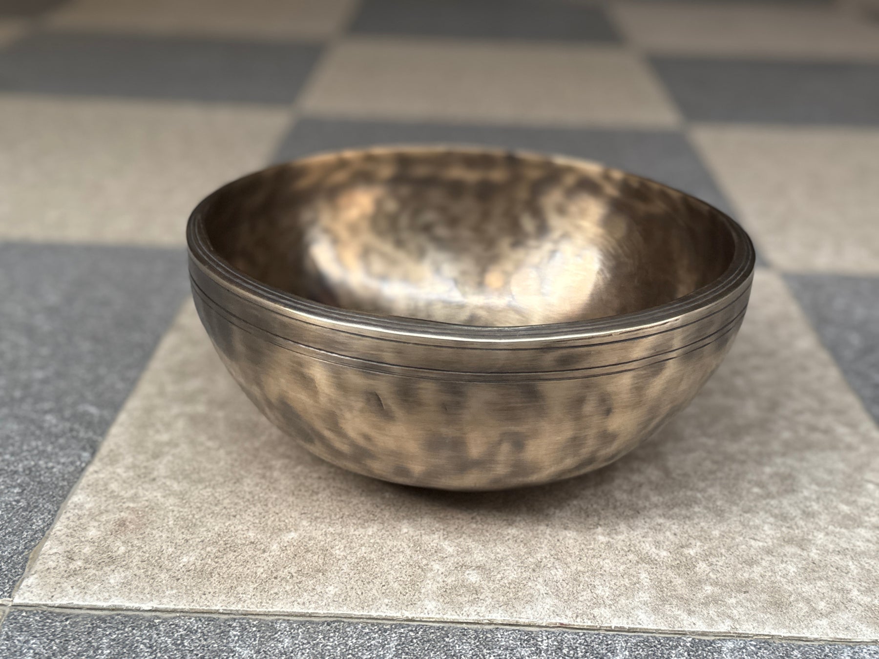 11 Inch Extra Thick Rim Handmade Lingam Bowl I Limited Edition Bowl