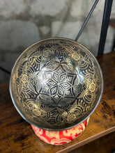 Starlight Solstice Bowl: 8.25 Inch Burnished Patina Relief Bronze Singing Bowl