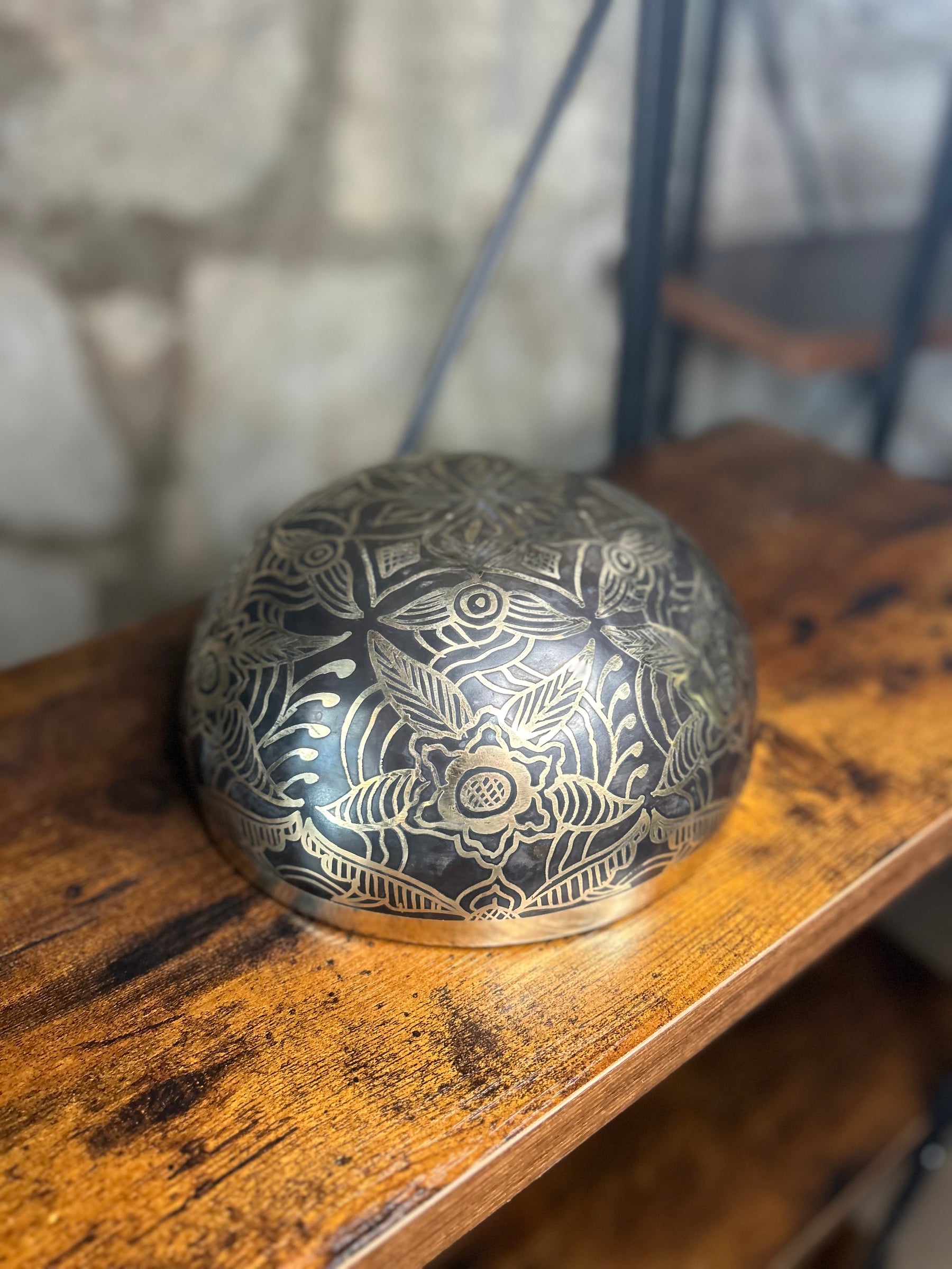 Starlight Solstice Bowl: 8.25 Inch Burnished Patina Relief Bronze Singing Bowl