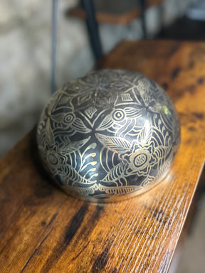 Starlight Solstice Bowl: 8.25 Inch Burnished Patina Relief Bronze Singing Bowl
