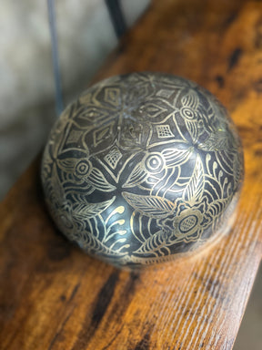 Starlight Solstice Bowl: 8.25 Inch Burnished Patina Relief Bronze Singing Bowl
