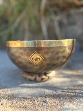 D Note 3rd Octave - Legacy Collection Handmade Bronze Makers Mark Singing Bowl