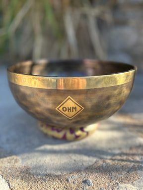 D Note 3rd Octave - Legacy Collection Handmade Bronze Makers Mark Singing Bowl