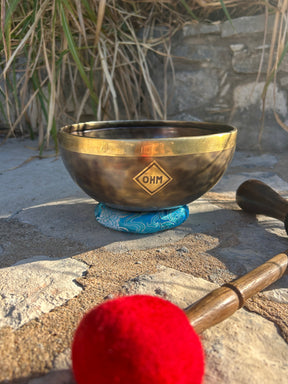 E Note 3rd Octave - Legacy Collection Handmade Bronze Makers Mark Singing Bowl