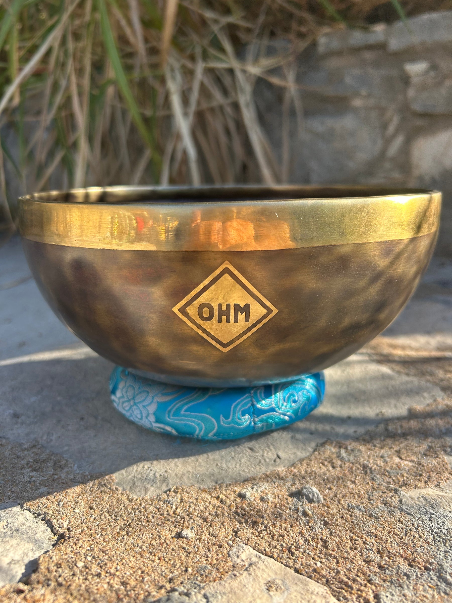 E Note 3rd Octave - Legacy Collection Handmade Bronze Makers Mark Singing Bowl