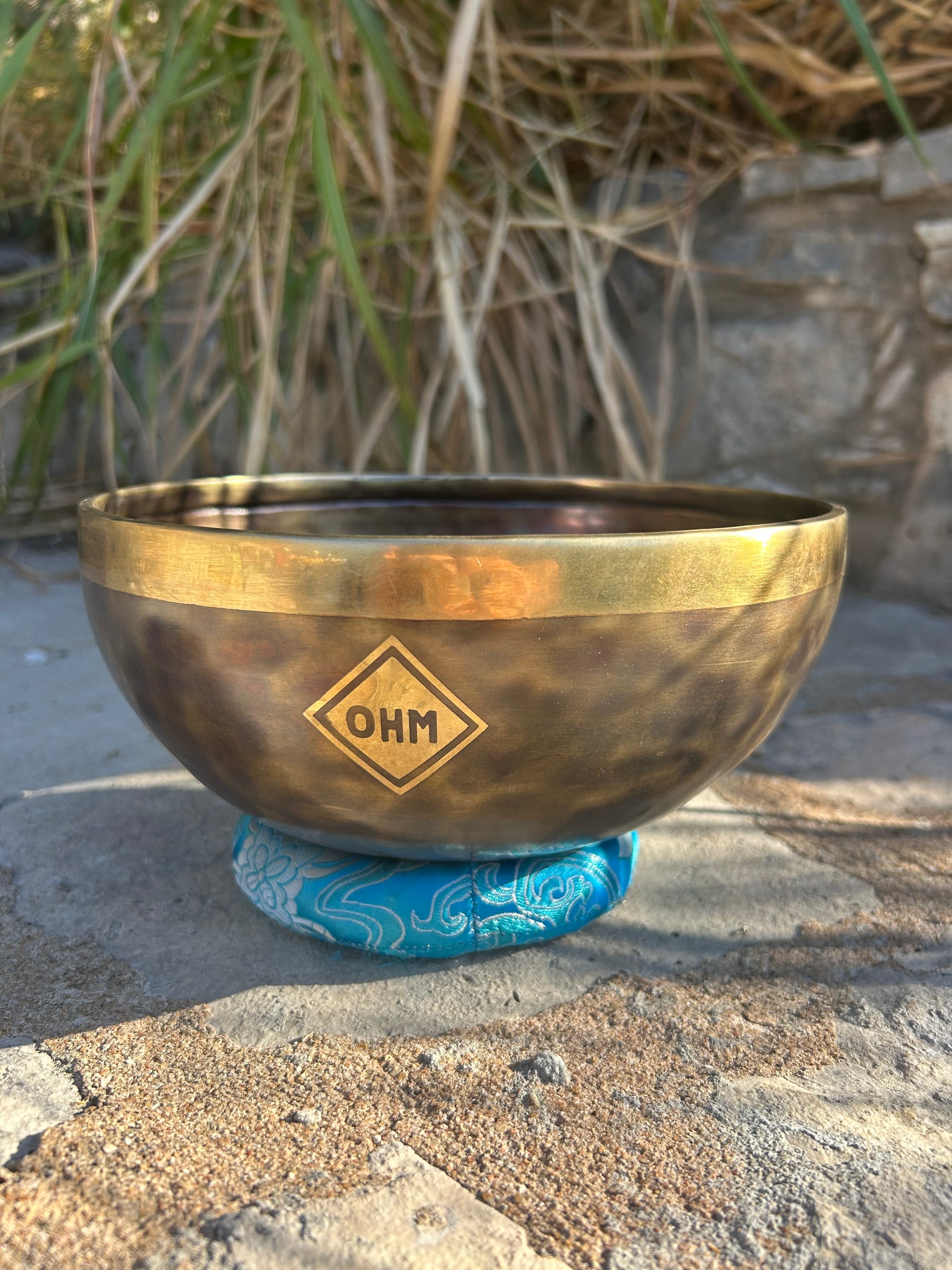 E Note 3rd Octave - Legacy Collection Handmade Bronze Makers Mark Singing Bowl