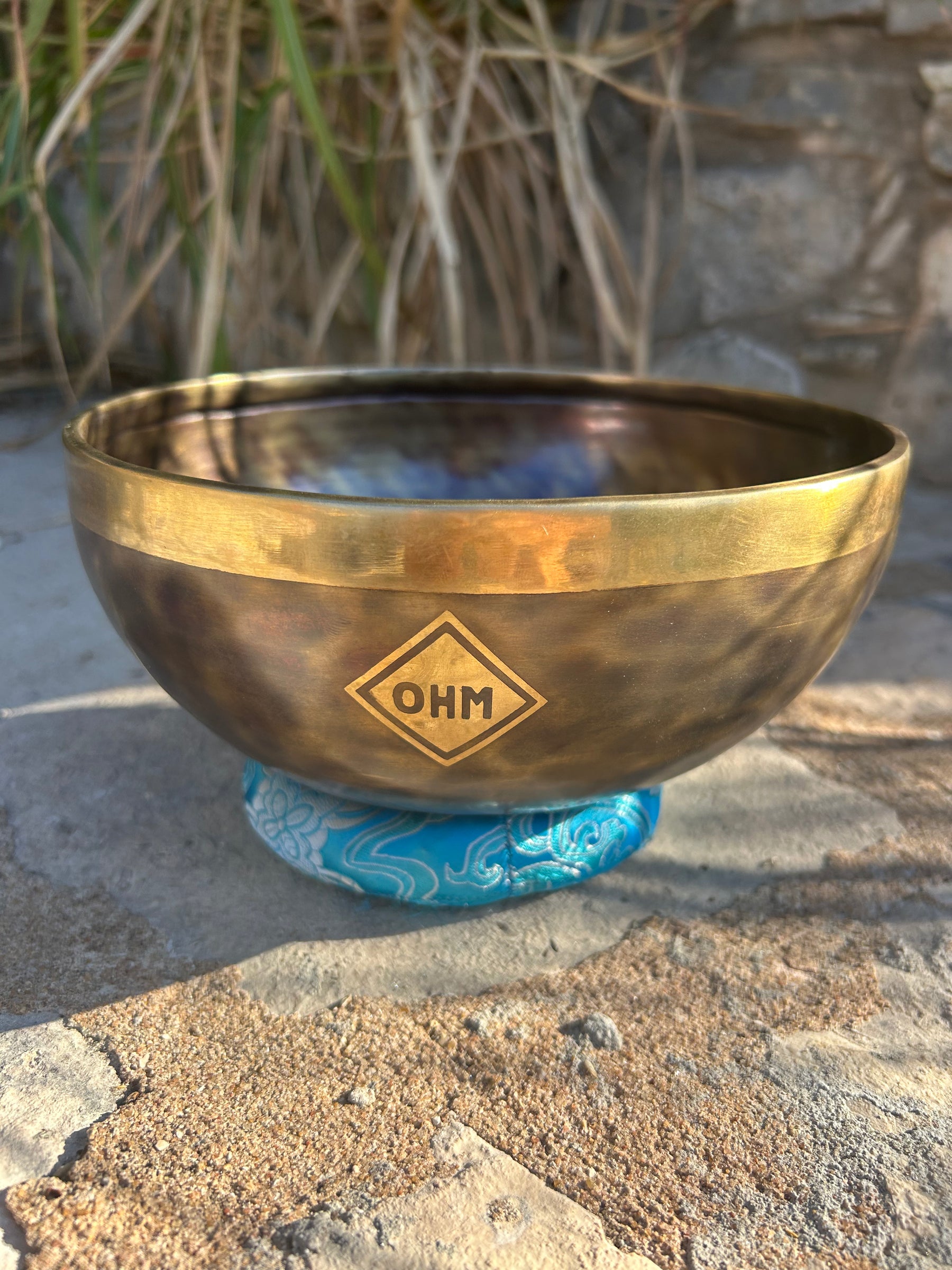 E Note 3rd Octave - Legacy Collection Handmade Bronze Makers Mark Singing Bowl
