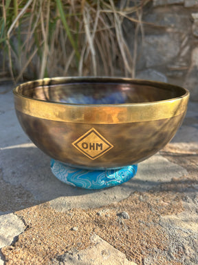 E Note 3rd Octave - Legacy Collection Handmade Bronze Makers Mark Singing Bowl
