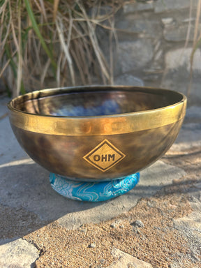 E Note 3rd Octave - Legacy Collection Handmade Bronze Makers Mark Singing Bowl