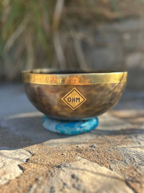 E Note 3rd Octave - Legacy Collection Handmade Bronze Makers Mark Singing Bowl