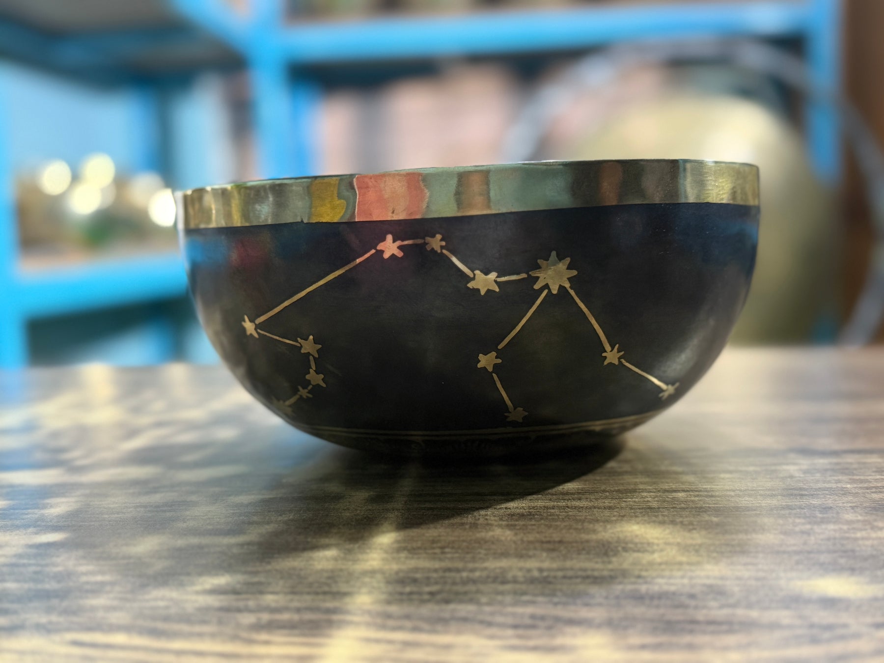 The Aquarius Singing Bowl - 9 inch Large | Handmade In Nepal