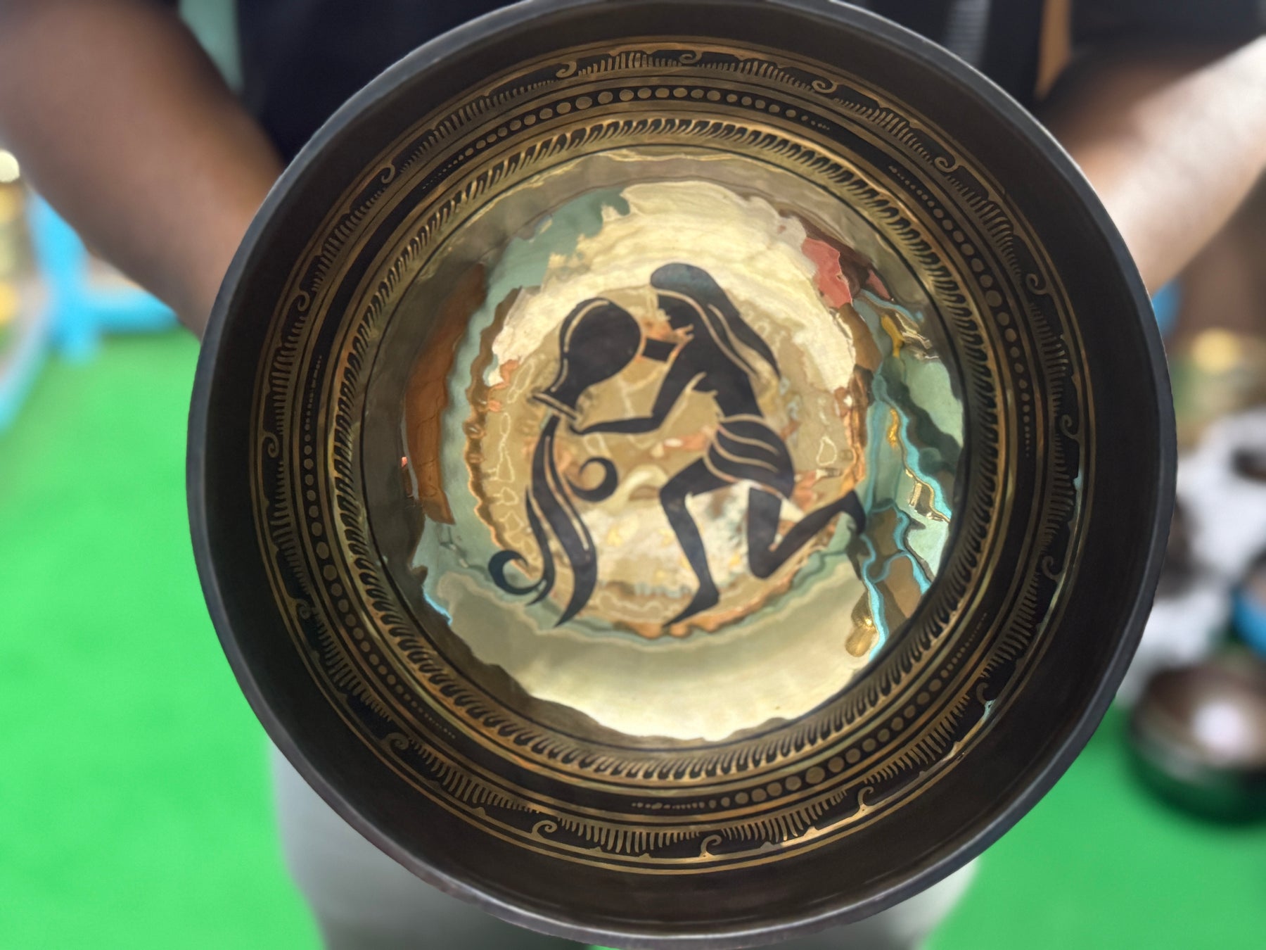 The Aquarius Singing Bowl - 9 inch Large | Handmade In Nepal