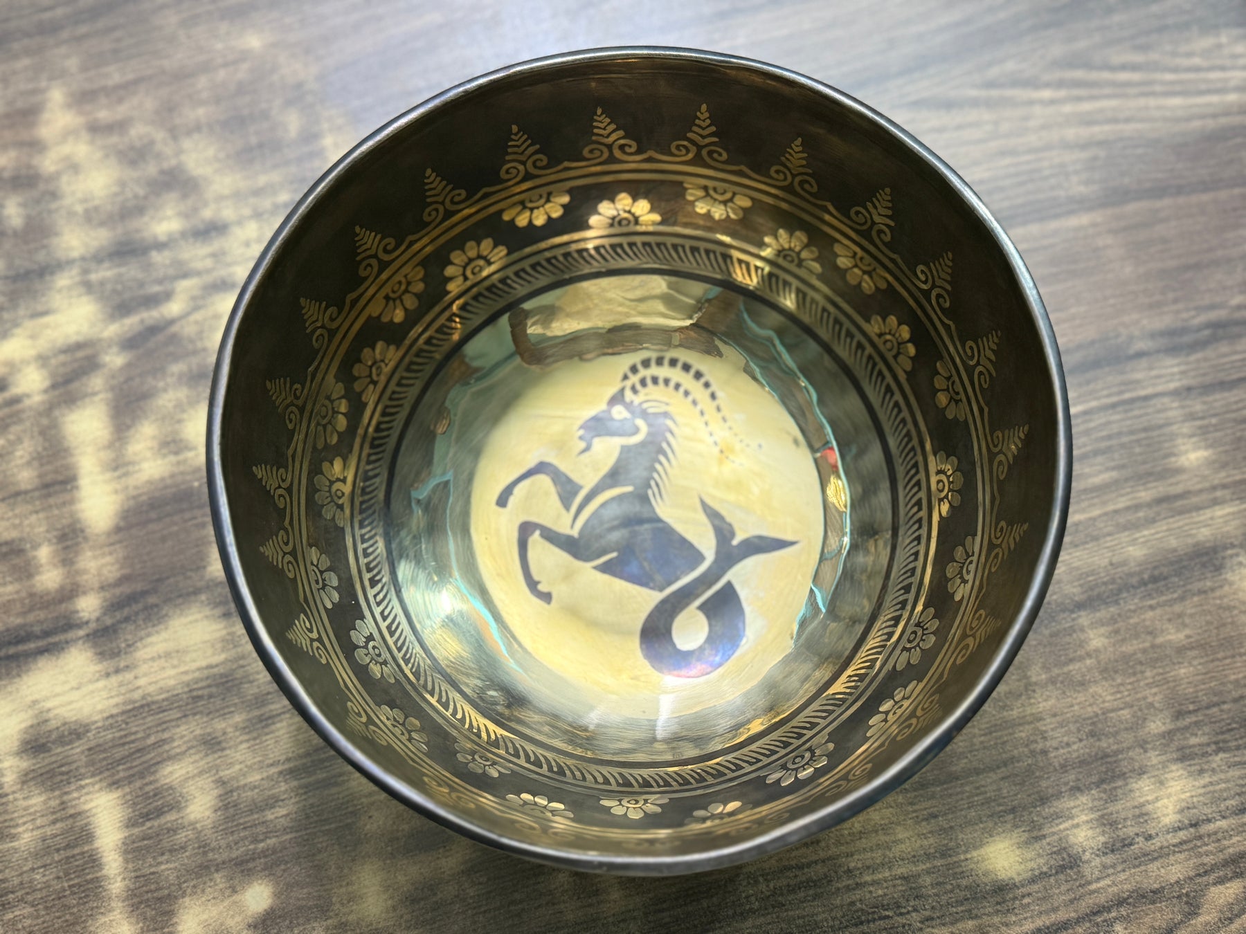 The Capricorn Singing Bowl - 9 inch Large | Handmade In Nepal
