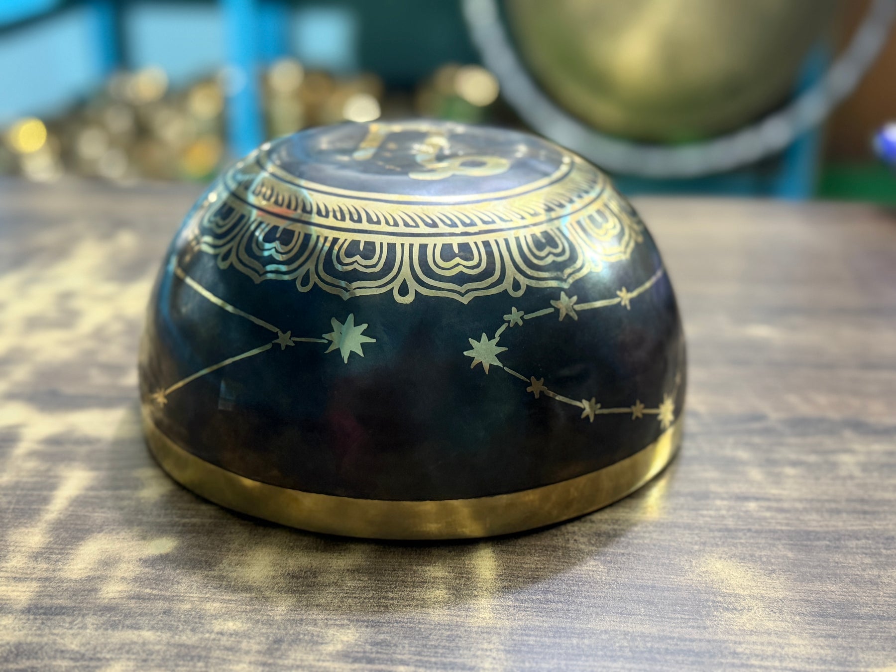 The Capricorn Singing Bowl - 9 inch Large | Handmade In Nepal