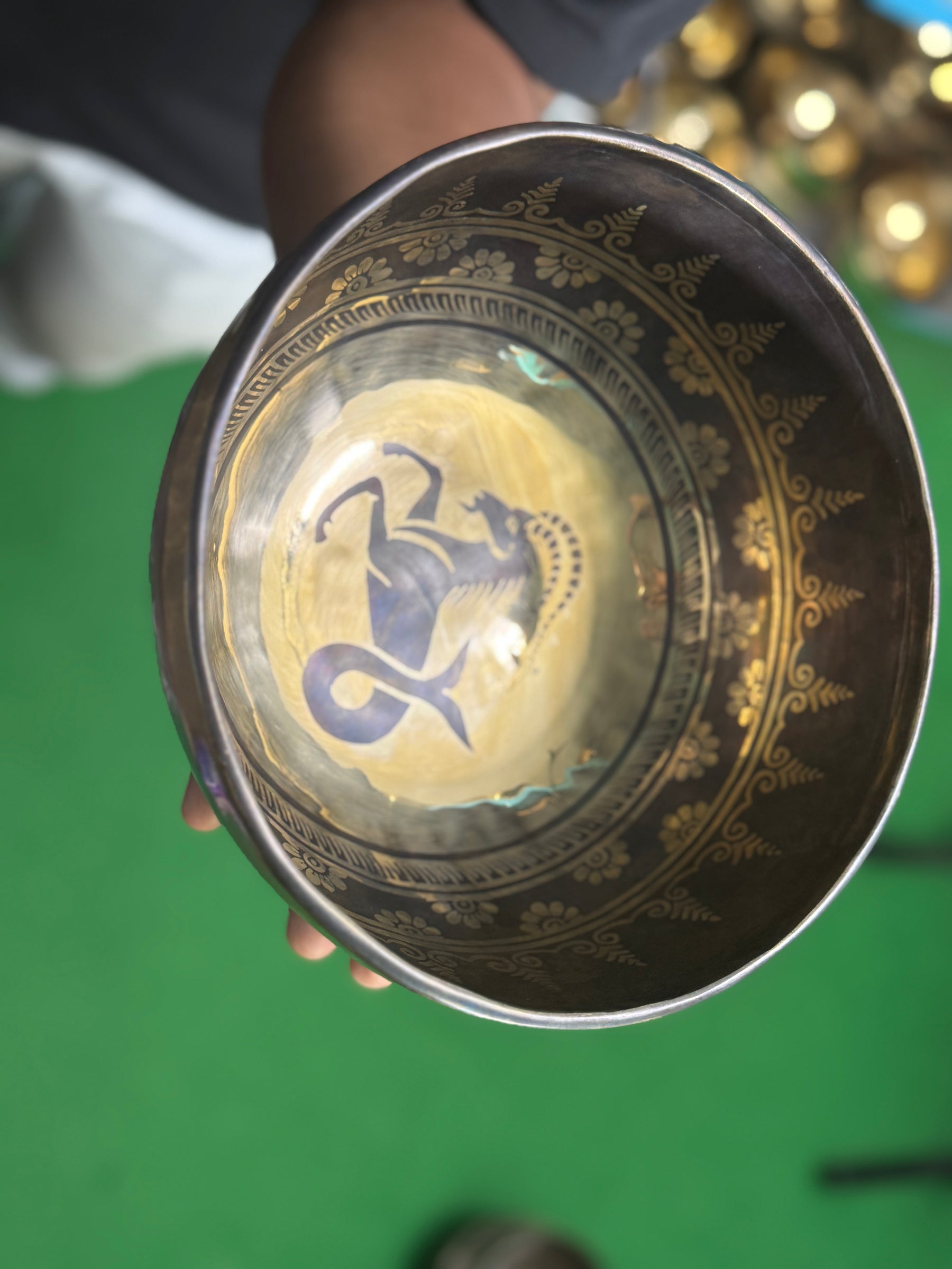 The Capricorn Singing Bowl - 9 inch Large | Handmade In Nepal